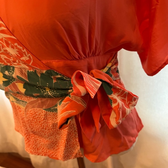 Elegant, Tibi wrap-around silk blouse - Picture 4 of 4